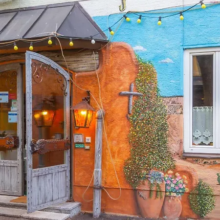 Hotel-Garni&Hostel Sandwirt-3