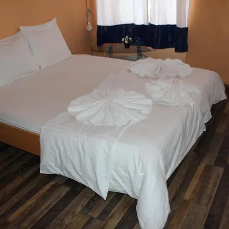 Hotel Praha Club Bed & Breakfast-2