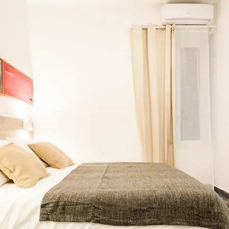 Demi Rooms-3