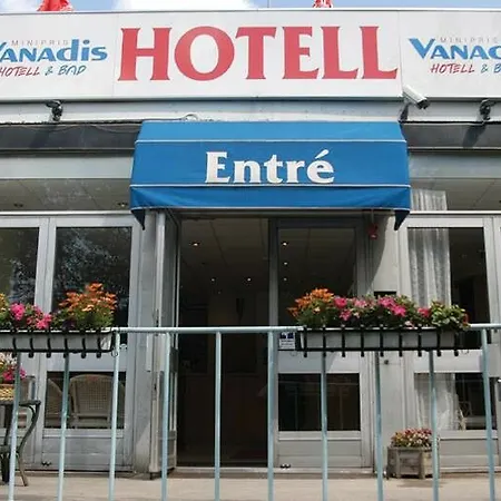 Vanadis Hotell & Bad-2