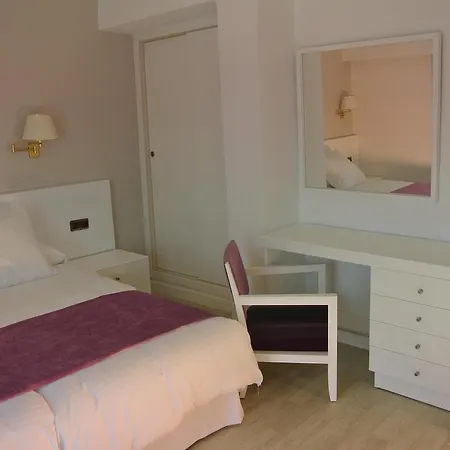 Hotel Morlans Villa Ana-3