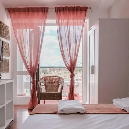 4U Lisbon Suites & Guesthouse VII Airport-3