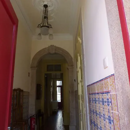 Canvas Atelier Hostel-3