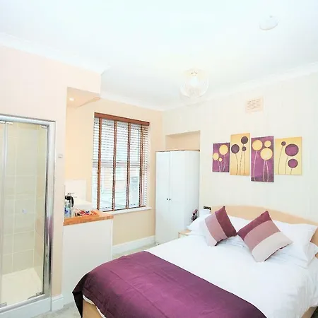 Brick Lane Guest House-3