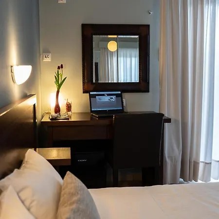 Hotel Hill-2