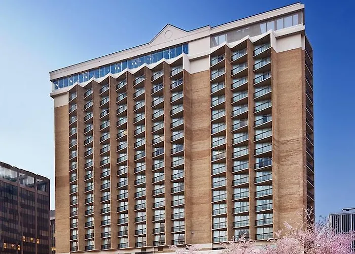 Holiday Inn Rosslyn At Key Bridge