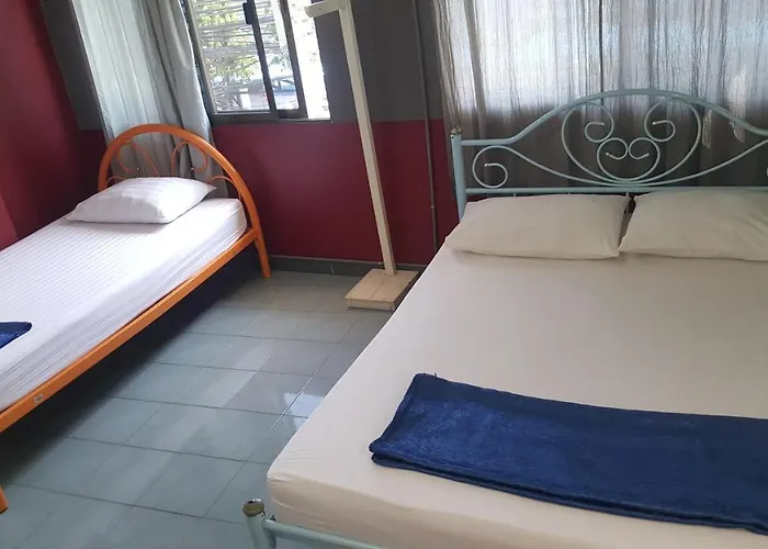 Mr. Clean Guesthouse