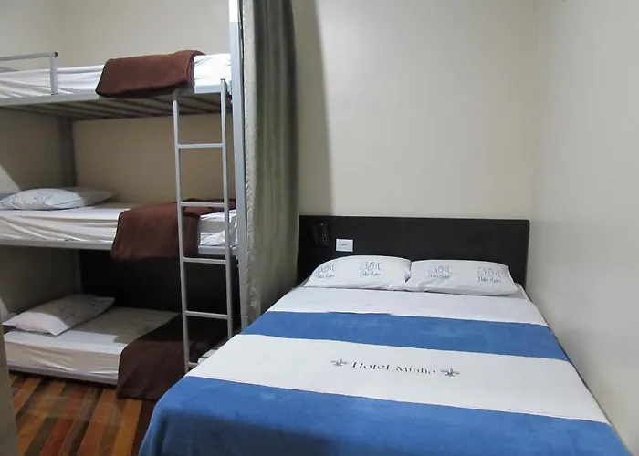 Hotel Minho - Ótima Escolha Próximo à 25 de Março, Brás, Bom Retiro, Metrô e Hospital da Mulher - Café da Manhã Incluso - Estacionamento em Frente