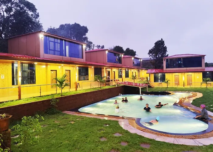 Arya Resort And Spa