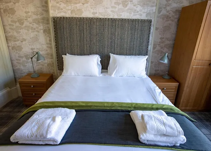 The Waverley Hotel