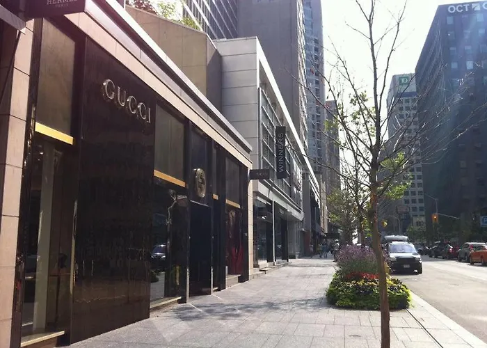 Stylish Downtown Toronto Residential Hotel