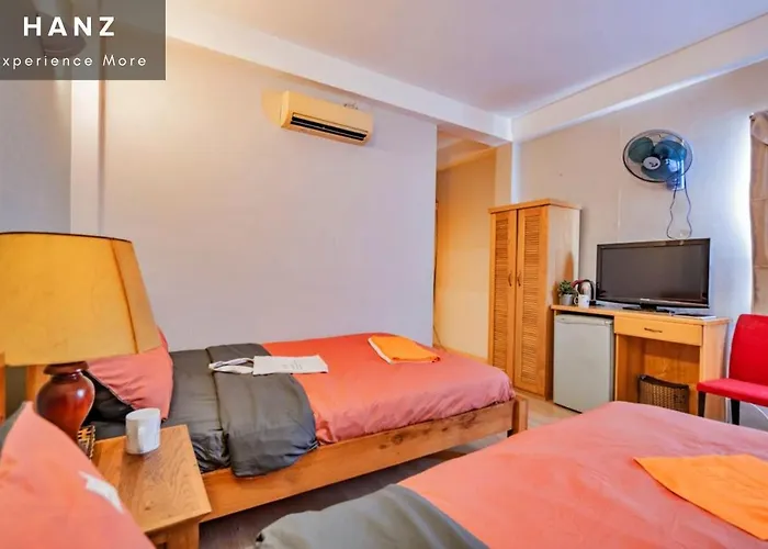 Hanz Alley Luanvu Hotel