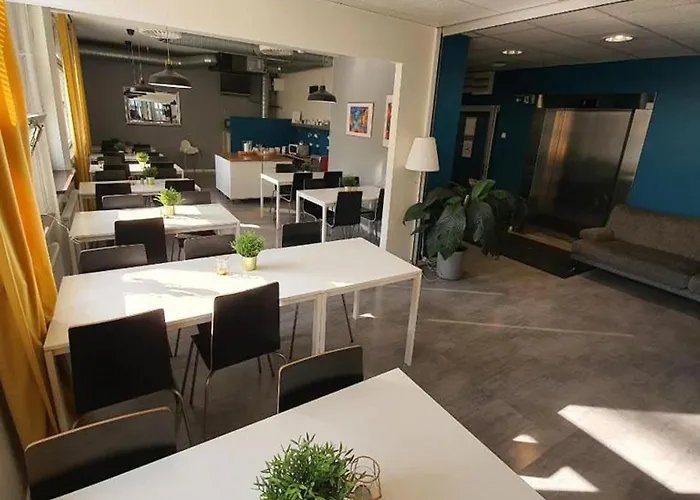 Metro Apart Hotel