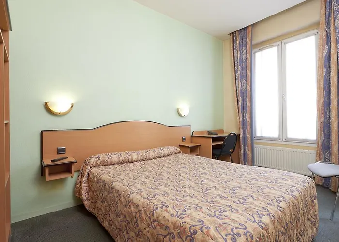 Hotel Ferney République París