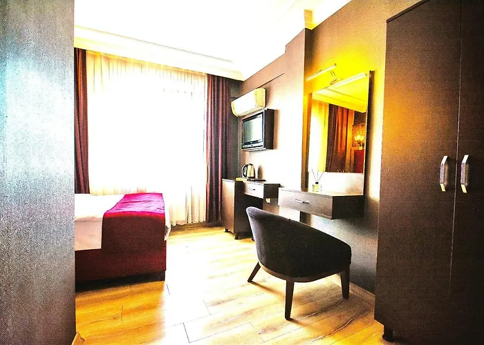 K Royal Hotel - Old City Istanboel