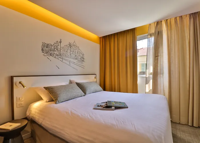 Hotel Du Pin Nice Port By Soniho