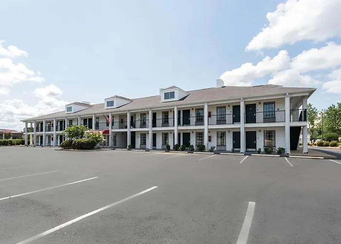 Econo Lodge Tupelo Barnes Crossing