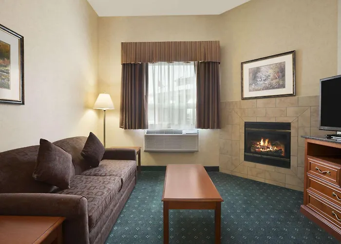 Travelodge By Wyndham Strathmore