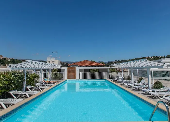 Vacanceole - Residence Le Crystal Cagnes-sur-Mer