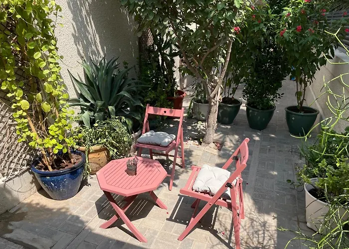 Tropicana Guestroom 7 Min Walk From The Beach
