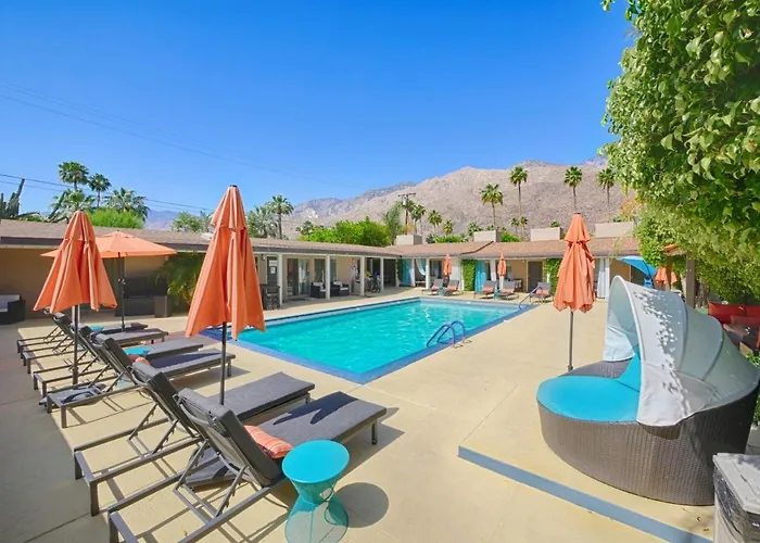 Little Paradise Hotel Palm Springs