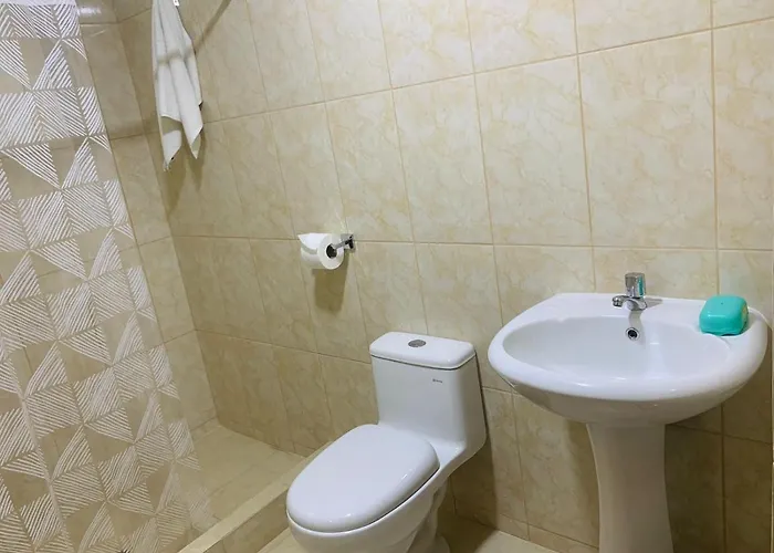 Habitación con baño propio para 2 personas como máximo