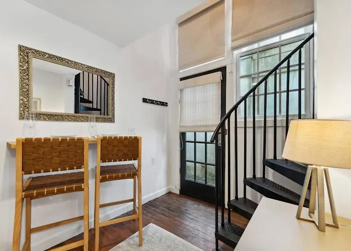 Exclusive Open Loft In Downtown Charleston