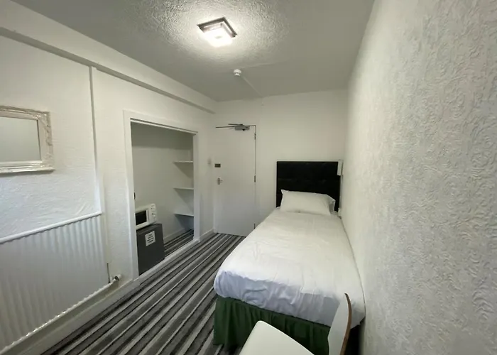 Aaran Central Guesthouse