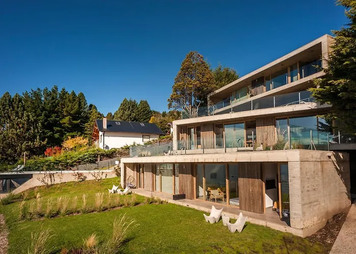 Wa One Lake Homes