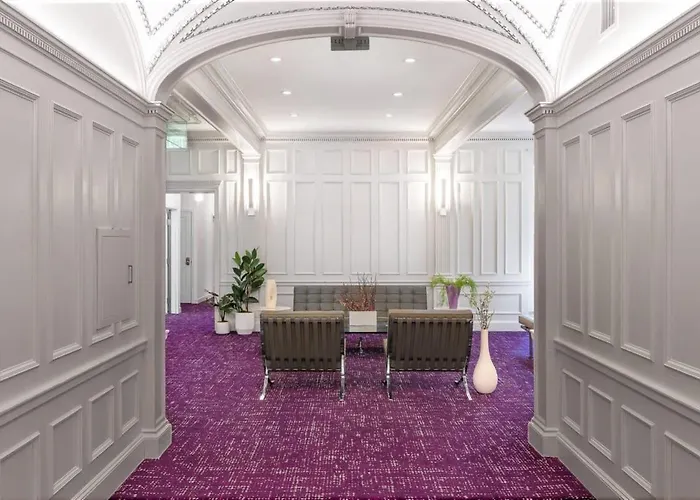 Modern Suite In Fenway Neighborhood