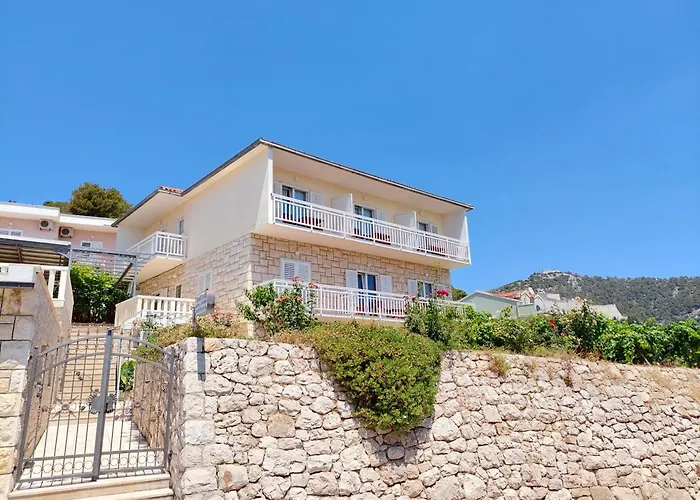 Vila Luka 2