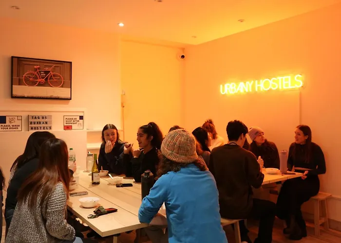 Urbany Hostel London 18-40 Years Old