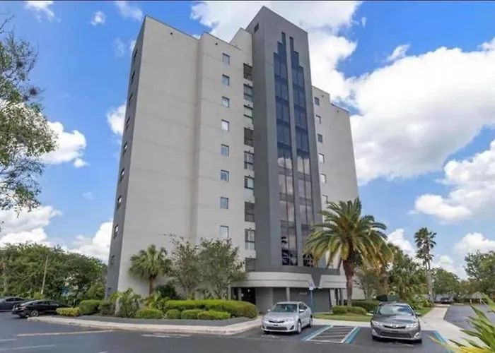 Universal-Disney Dream 1211 Studio - The Enclave