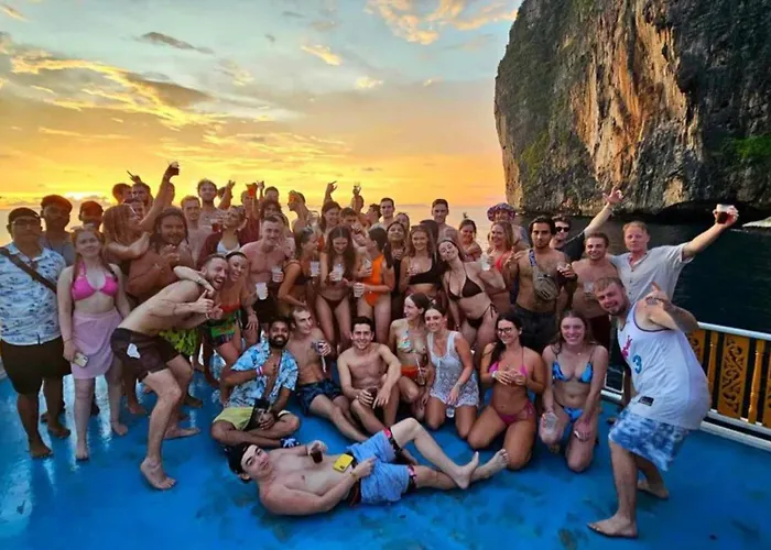 Blanco Beach Bar Hostel