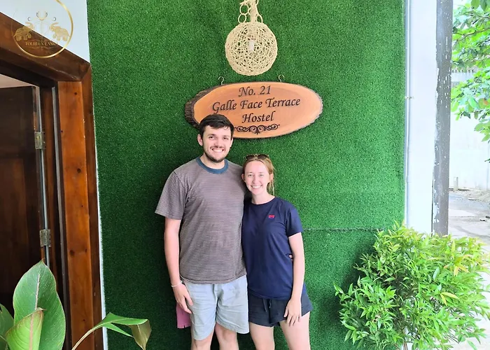 Galle Face Terrace Hostel By Tourlux