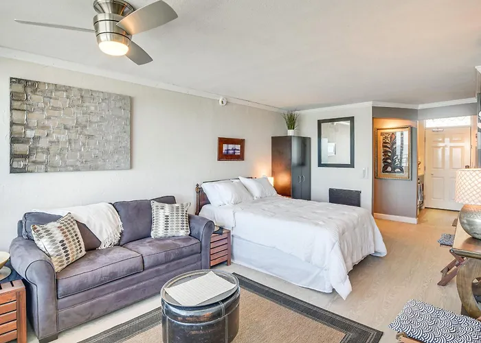 Daytona Beach Retreat: Beach Access!
