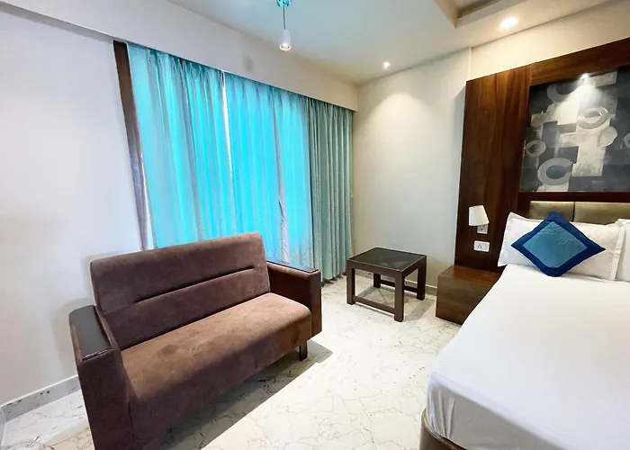 Hotel Ambika Palace New
