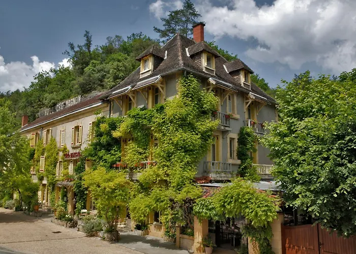 Hôtel Le Cro-Magnon