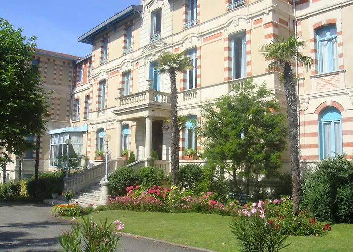 Residence De Tourisme Vacances Bleues Villa Regina