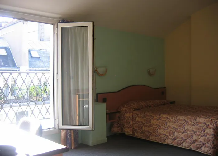 Hotel Ferney République París