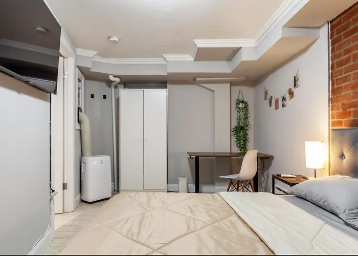 Private Room At A 3 Bedroom Apt At The Heart Of East Village - Shared Apartment
