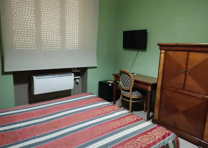 Hotel Plaza Tarento
