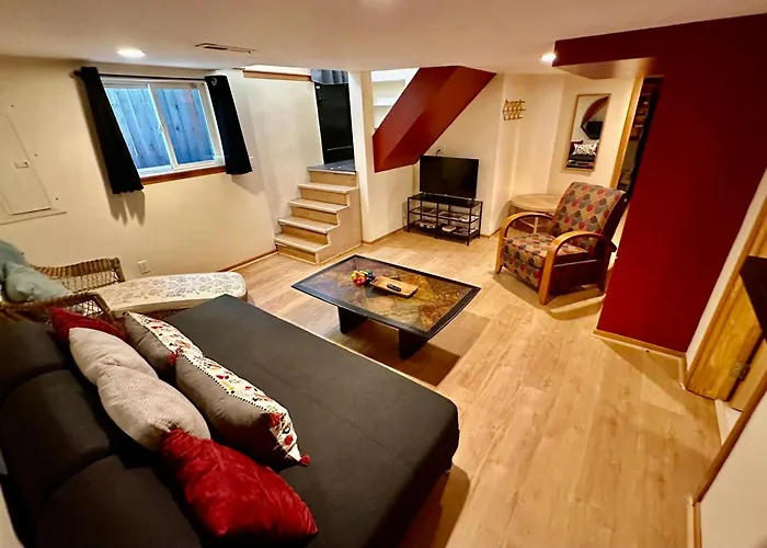 Cozy Pdx Hideout, Ideal Location