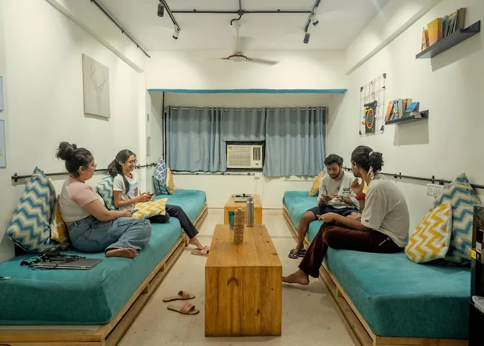 Locomo Hostel Express - Stay Work Eat
