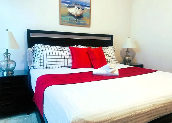 Magic Kingdom Villa - Private Master Bedrooms