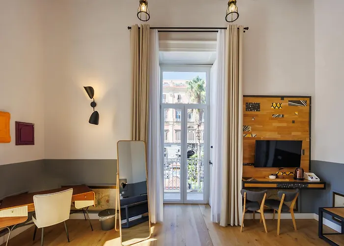 Bed and Breakfast The Dante House By House In Napoli
