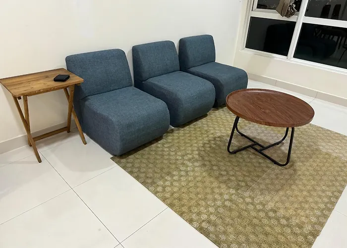 Hushed Dorm Kl