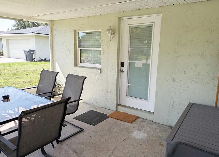 Private Entrance 1 Bd Guest Suite In Cypress Gardens Near Legoland