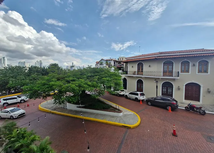 Casa Relic