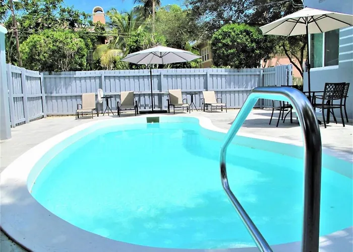 Las Olas 1Br Pool Free Parking Walk To Beach & Restaurants